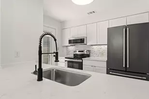 814 W Mary St, Austin, TX 78704 - Photo 9