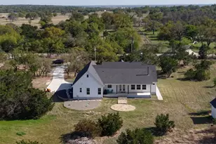 300 Co Rd 220, Florence, TX 76527 - Photo 37
