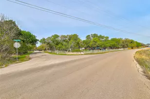 10600 Slaughter Creek Dr, Austin, TX 78748 - Photo 9