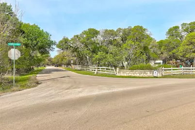 10600 Slaughter Creek Drive, Austin, TX 78748 - Photo 9