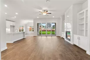 422 Sitlington Ln, Austin, TX 78738 - Photo 3