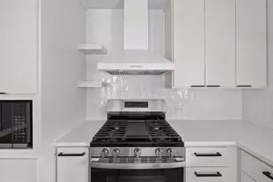 903 Cardiff Dr, Austin, TX 78745 - Photo 15