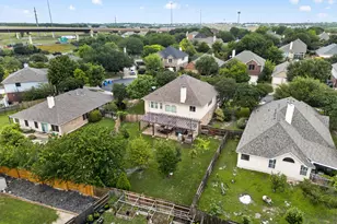 1707 Alison Ann Ct, Pflugerville, TX 78660 - Photo 3