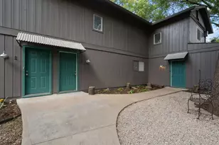 608 Franklin Blvd, Austin, TX 78751 - Photo 3