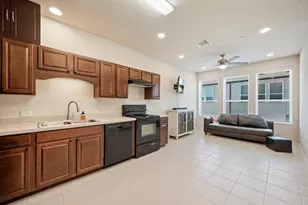 4323 Stromquist St, Austin, TX 78723 - Photo 11