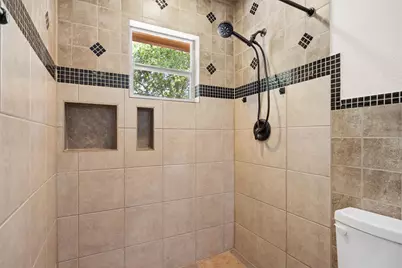 6802 Villita Avenida Street, Austin, TX 78741 - Photo 19