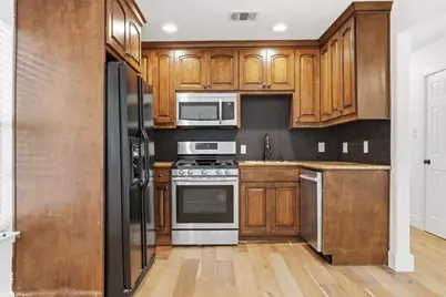 6802 Villita Avenida Street, Austin, TX 78741 - Photo 15