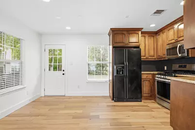 6802 Villita Avenida Street, Austin, TX 78741 - Photo 13