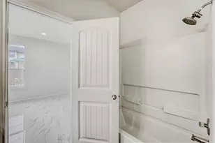 1100 Hyde Park Dr, Round Rock, TX 78665 - Photo 13