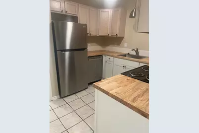 306 Anderson Street #A & B, Smithville, TX 78957 - Photo 5