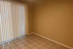 306 Anderson St, Smithville, TX 78957 - Photo 17
