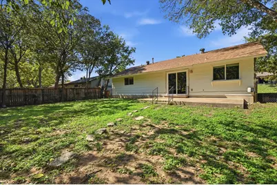 6109 Glen Meadow Drive, Austin, TX 78745 - Photo 23