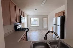 1005 Sweet Leaf Ln, Pflugerville, TX 78660 - Photo 5