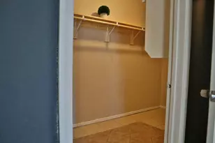 717 Blair Ave, Bastrop, TX 78602 - Photo 17