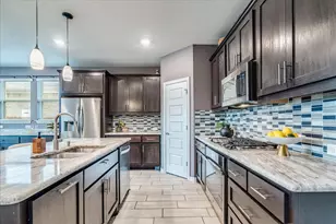 610 Stonewood Ln, Buda, TX 78610 - Photo 9
