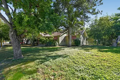 316 Guadalupe Street, Lockhart, TX 78644 - Photo 7