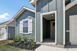156 Gilmer Ln, Buda, TX 78610 - Photo 5