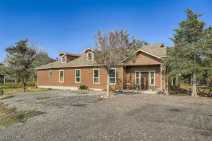 149 Arosa Dr, Elgin, TX 78621 - Photo 17