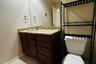 305 E 31st St, Austin, TX 78705 - Photo 25