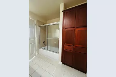 305 E 31 Street #4, Austin, TX 78705 - Photo 21