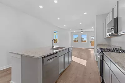 311 Sundown Avenue, Del Valle, TX 78610 - Photo 5