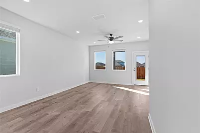 311 Sundown Avenue, Del Valle, TX 78610 - Photo 11