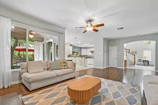 13353 Amasia Dr, Austin, TX 78729 - Photo 11