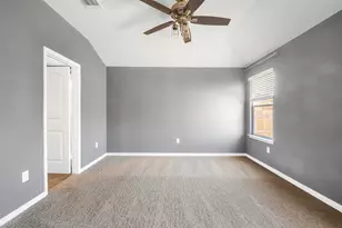 117 Cranbrook Ln, Hutto, TX 78634 - Photo 15