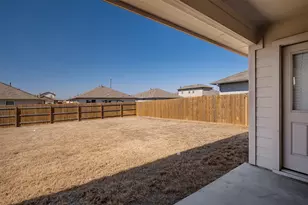 117 Cranbrook Ln, Hutto, TX 78634 - Photo 19