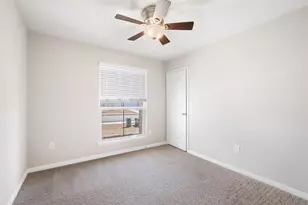 117 Cranbrook Ln, Hutto, TX 78634 - Photo 5
