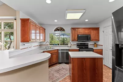 17004 Sleepy Hollow Drive, Lago Vista, TX 78645 - Photo 15