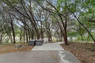 17004 Sleepy Hollow Dr, Lago Vista, TX 78645 - Photo 33