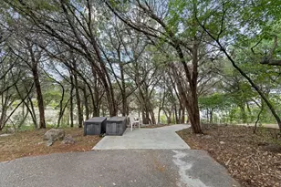17004 Sleepy Hollow Dr, Lago Vista, TX 78645 - Photo 33