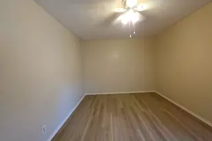 5808 Wellington Dr, Austin, TX 78723 - Photo 17