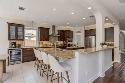 10200 Spicewood Parkway, Austin, TX 78750 - Photo 9