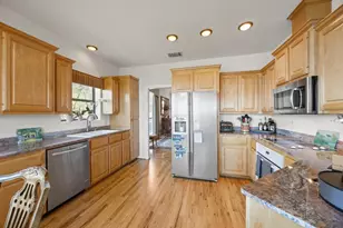 515 Coventry Rd, Spicewood, TX 78669 - Photo 15