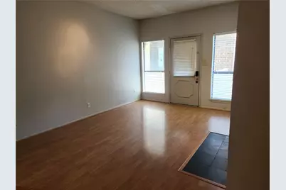 806 W 24th Street #202, Austin, TX 78705 - Photo 7