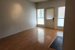 806 W 24th St, Austin, TX 78705 - Photo 7