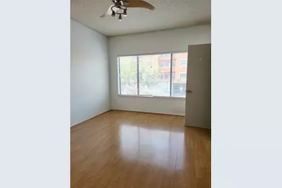 806 W 24th Street #202, Austin, TX 78705 - Photo 9