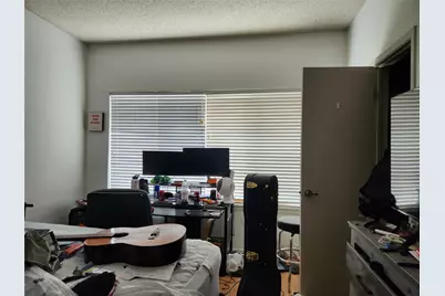 806 W 24th Street #202, Austin, TX 78705 - Photo 13