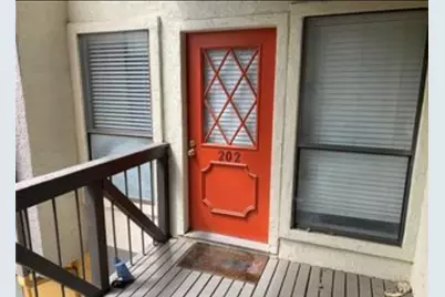 806 W 24th Street #202, Austin, TX 78705 - Photo 5