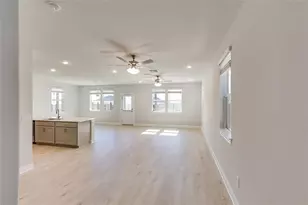 1005 Legend Milton Ln, Austin, TX 78748 - Photo 5