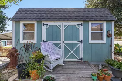 207 S Hill Street, Caldwell, TX 77836 - Photo 9