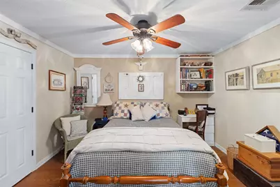 207 S Hill Street, Caldwell, TX 77836 - Photo 9