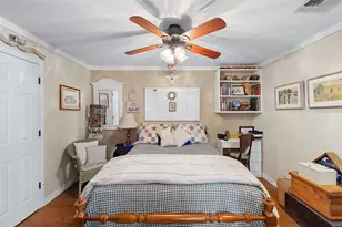 207 S Hill St, Caldwell, TX 77836 - Photo 9