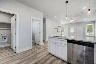 340 Shady Bluff Dr, Wimberley, TX 78676 - Photo 11