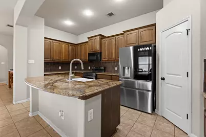 317 Cockrill Street, Hutto, TX 78634 - Photo 9