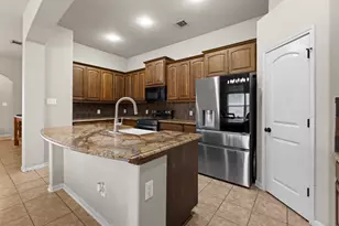 317 Cockrill St, Hutto, TX 78634 - Photo 9