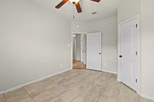 317 Cockrill St, Hutto, TX 78634 - Photo 29