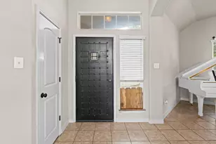 317 Cockrill St, Hutto, TX 78634 - Photo 33